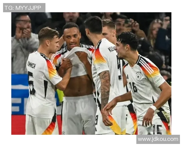 德国足球国家队的辉煌历程与未来展望探讨